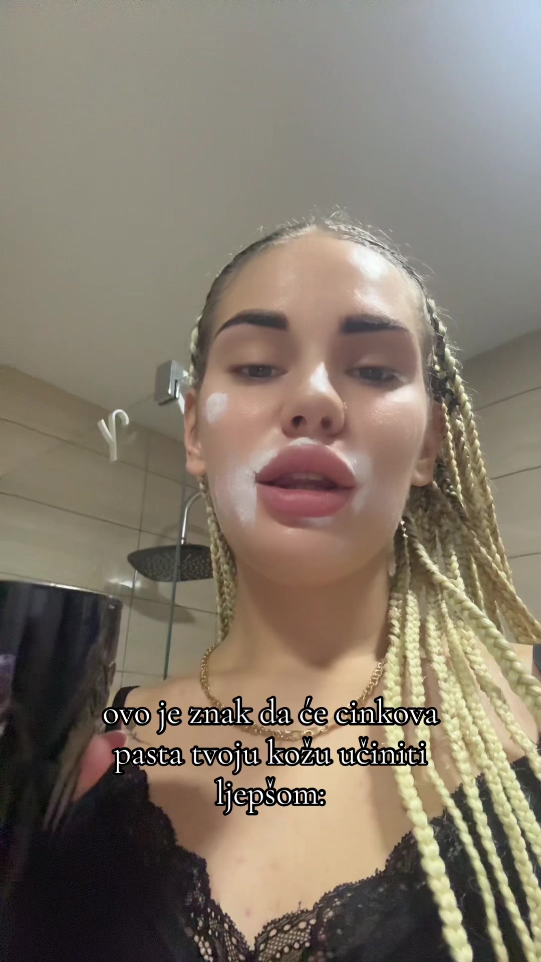 @christinq14