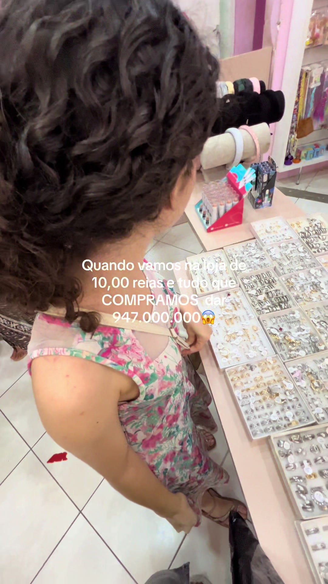 @cassiavitoriaaa__
