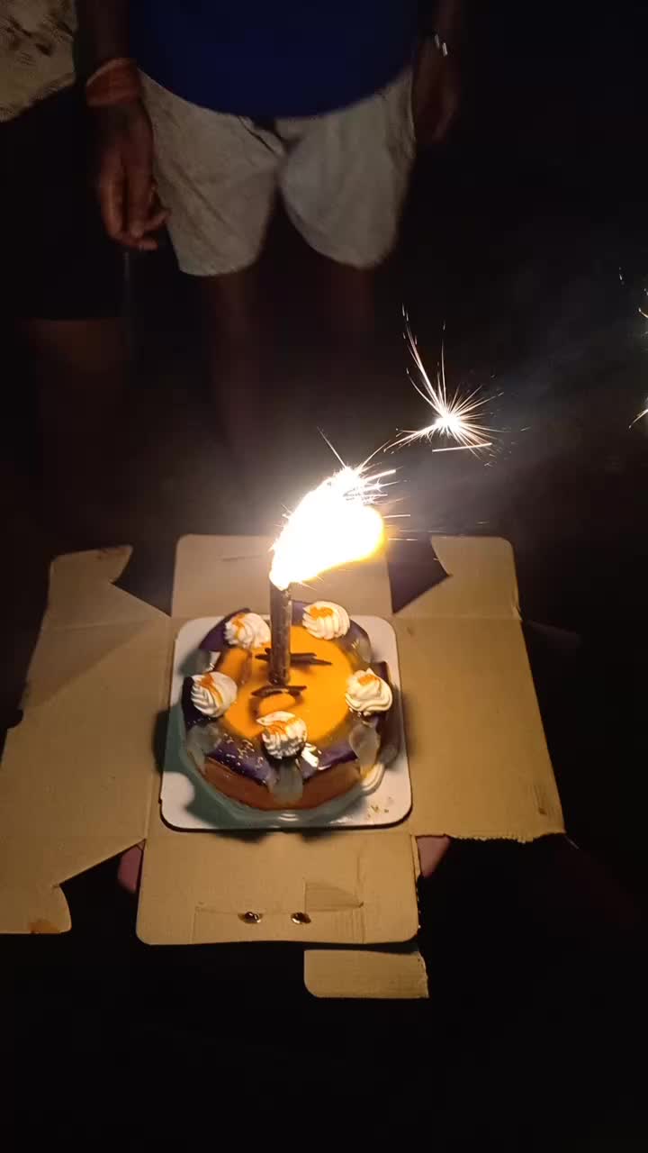 @Mr—KRISHNA—100👑