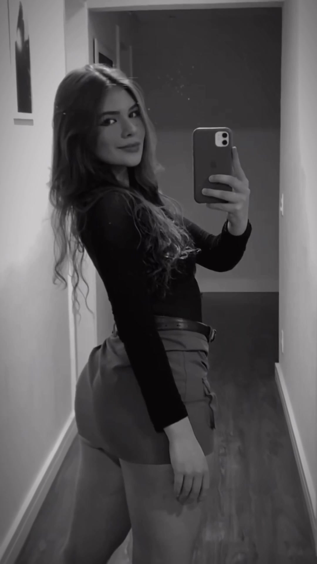@isabellaromero