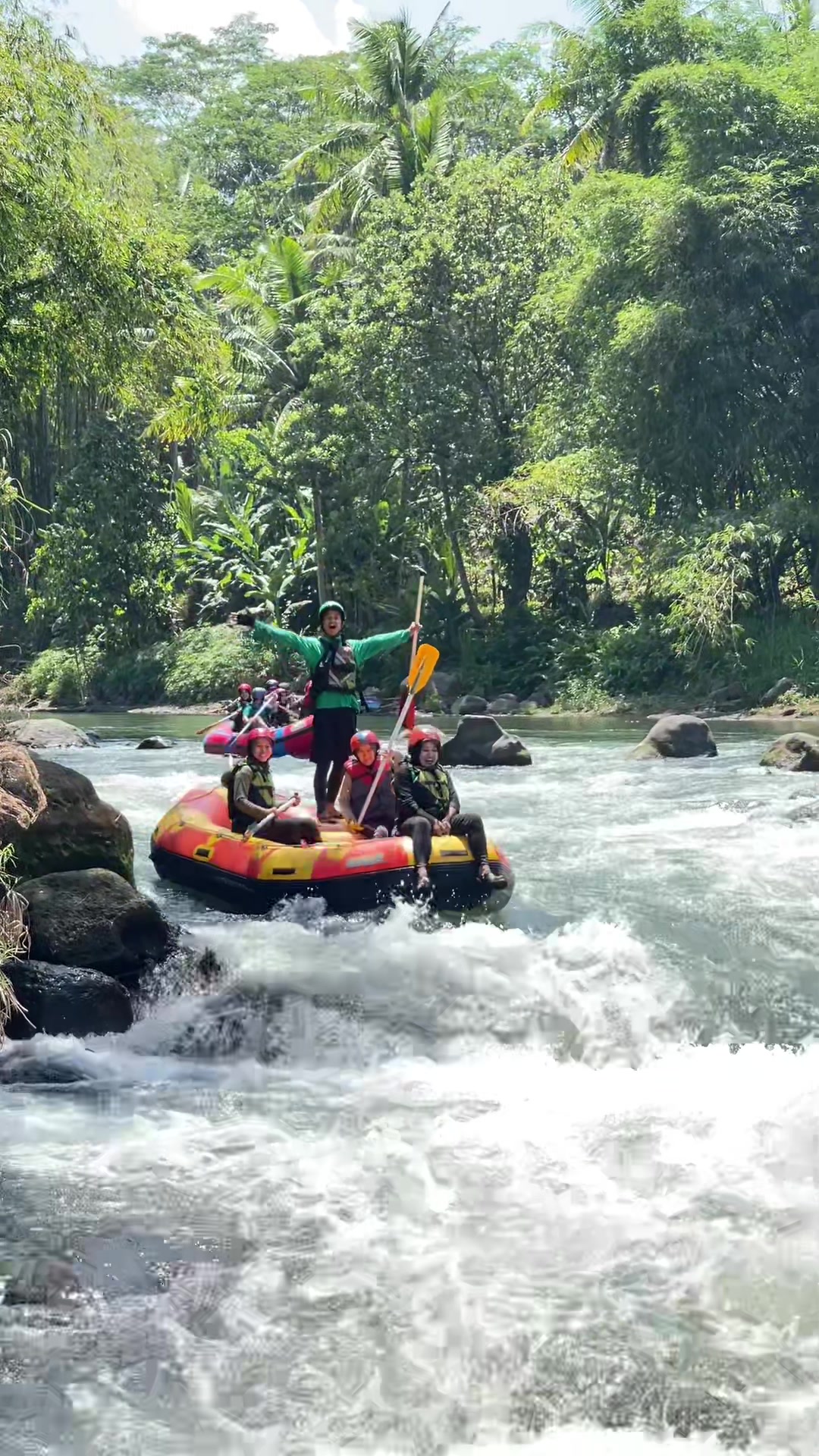 @RAFTING SUNGAI ELO