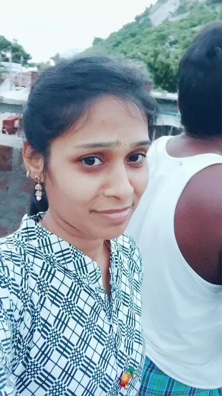 @😊😍Sahithi😍😊