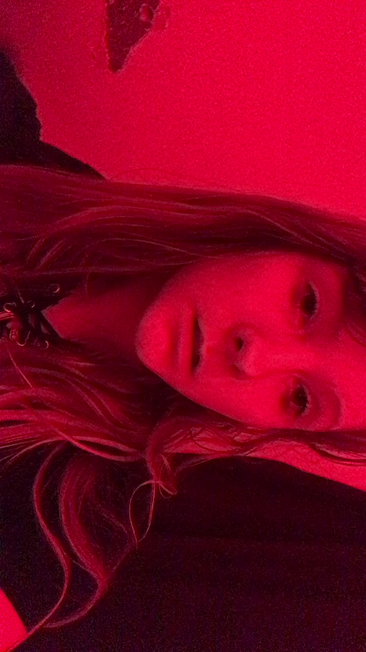 @Siennaisbored2