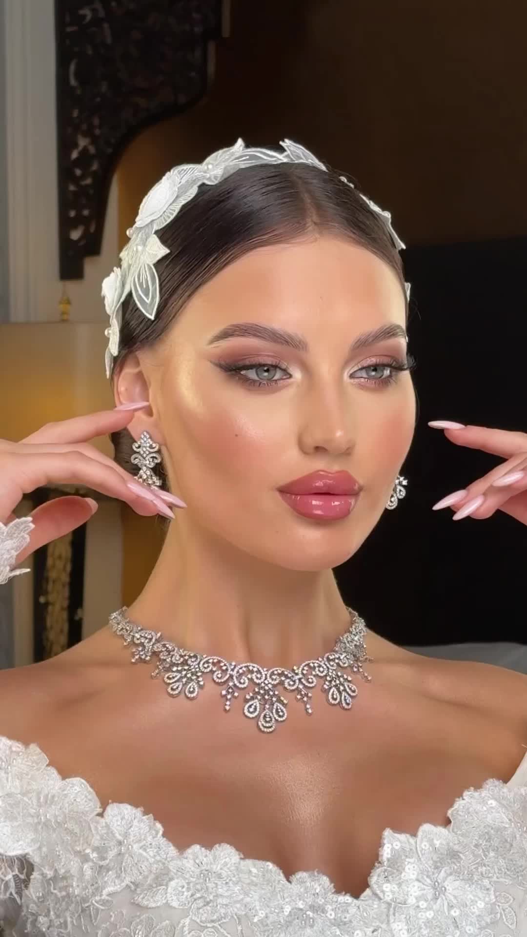 @Lolla Makeup Artist