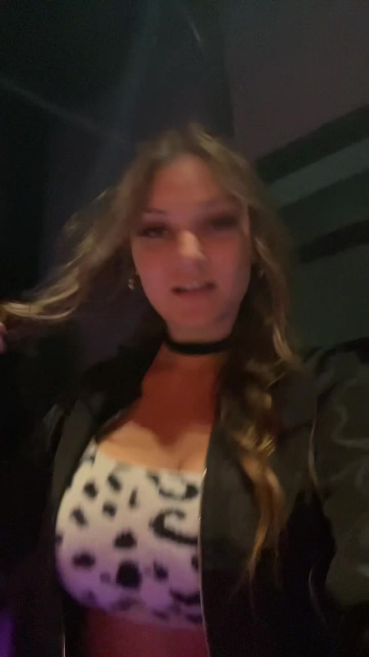 @playfulvix