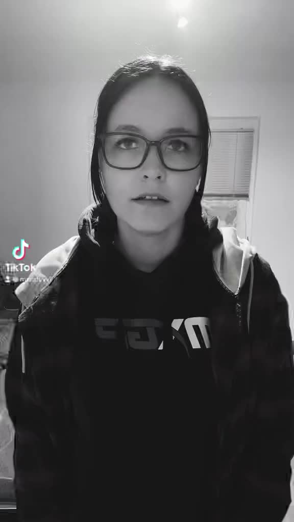 @mandyyvi