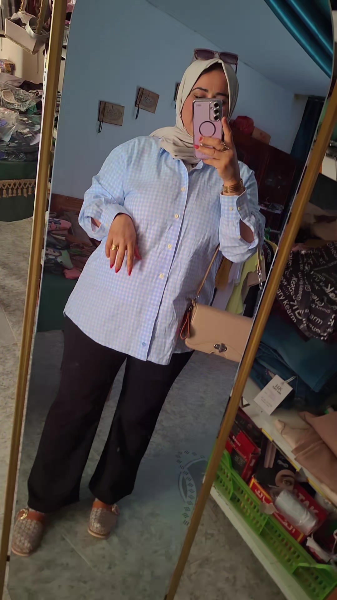 @Mouna Boussouibaa