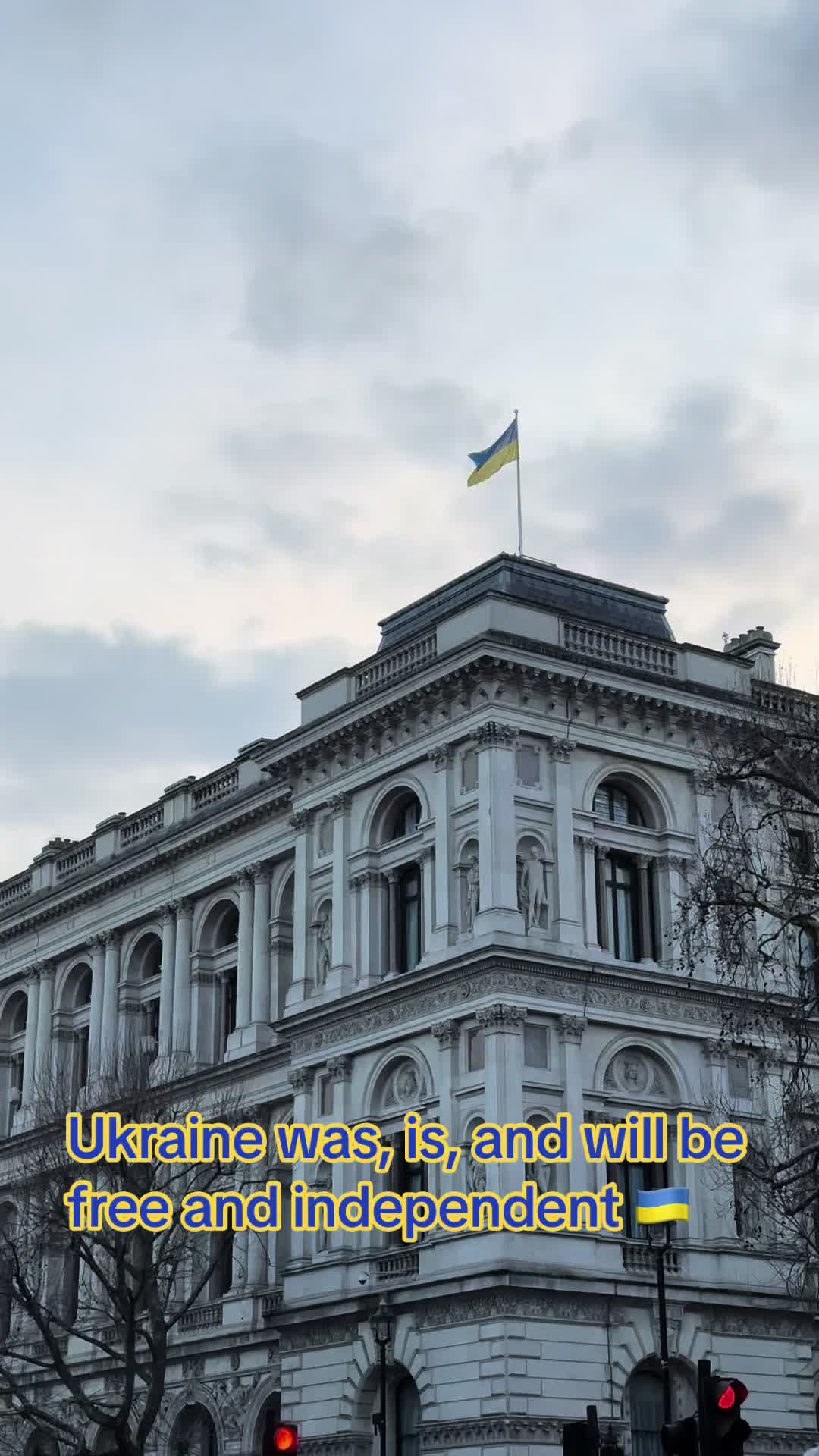 @anya_bondarr🇺🇦