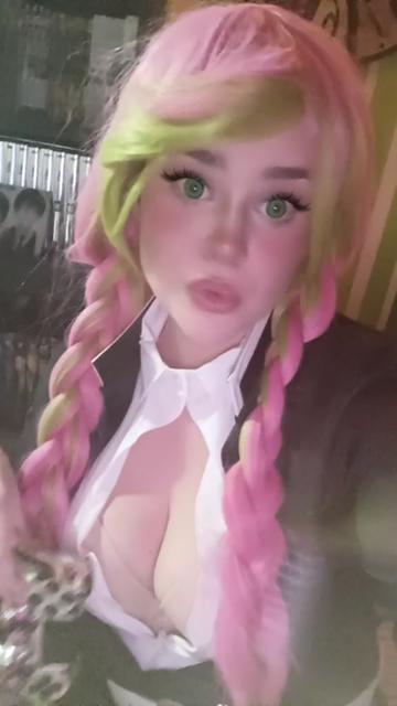 @tsuki otaku chan