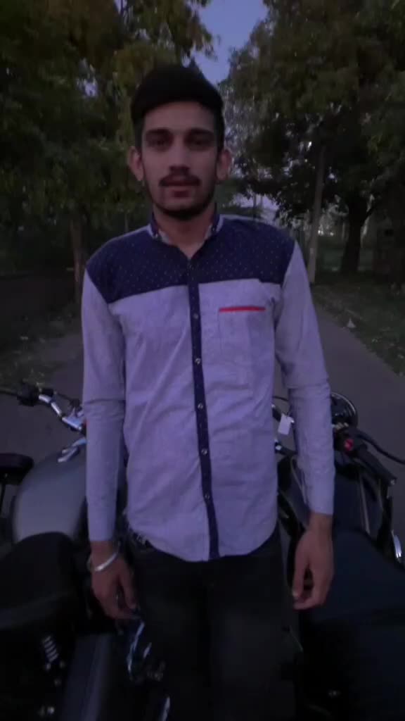 @Sahil_01_jaAt