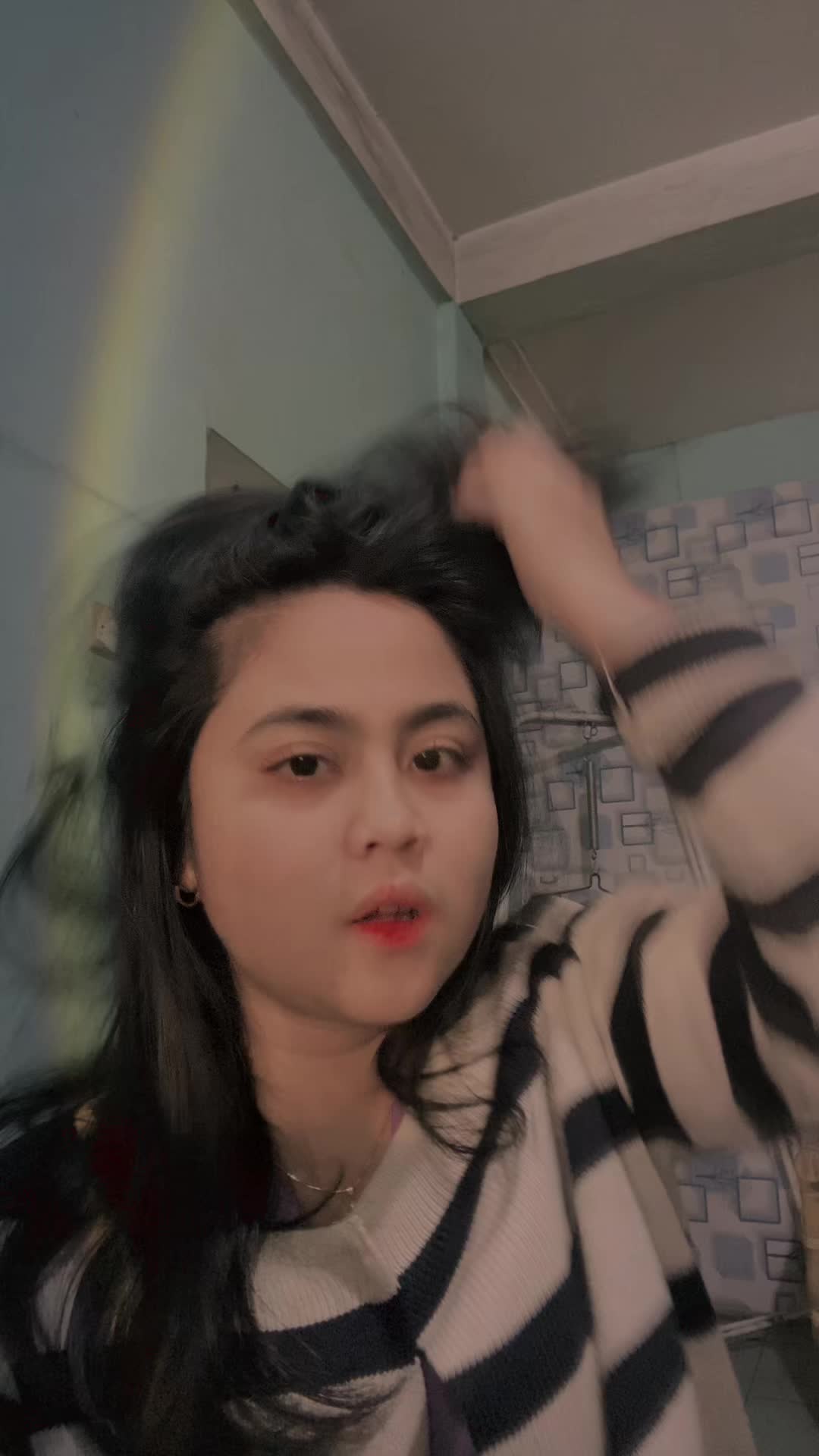 @Melam_Santani_๐ธ