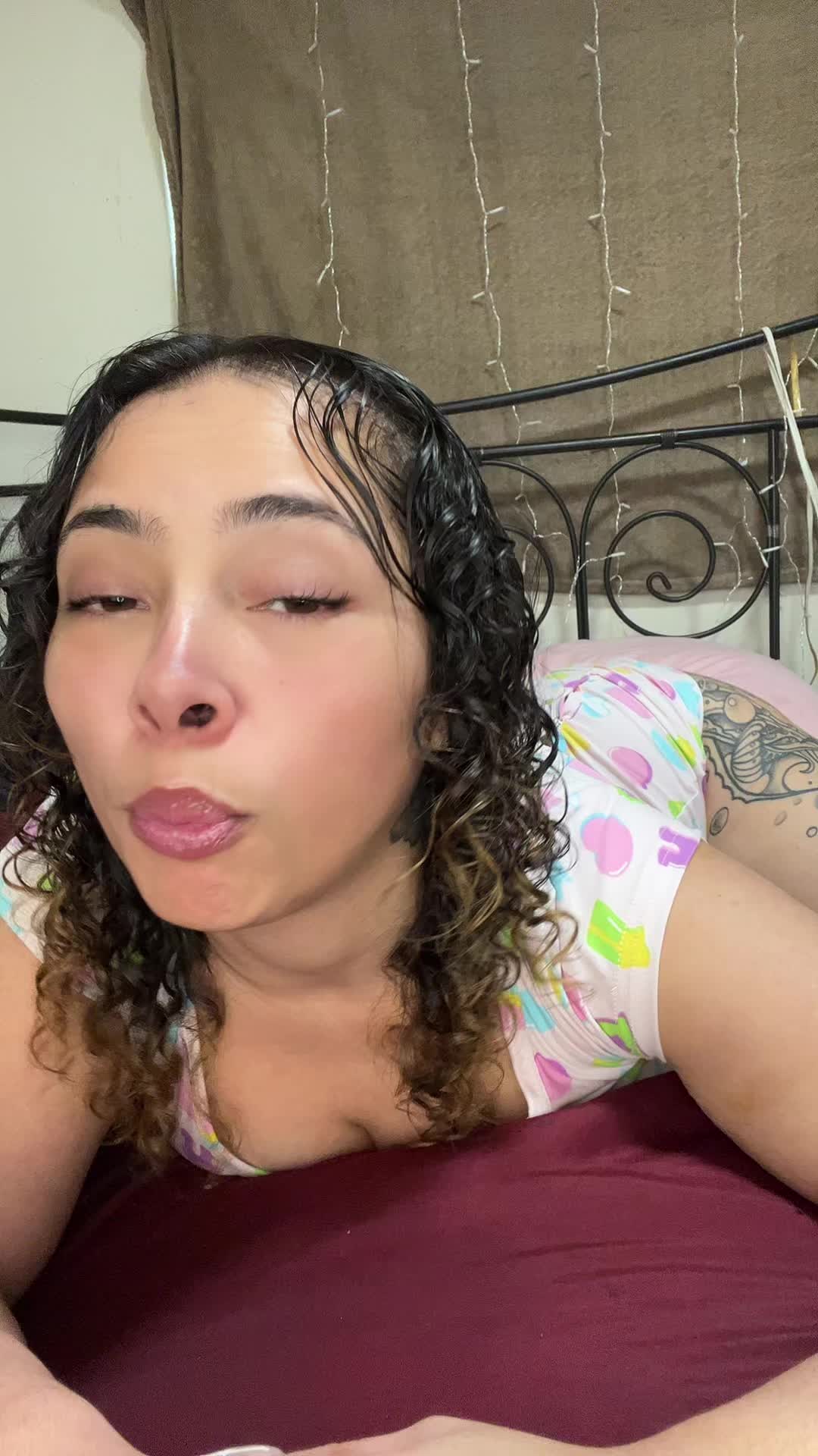 @Neeneecruz3.0