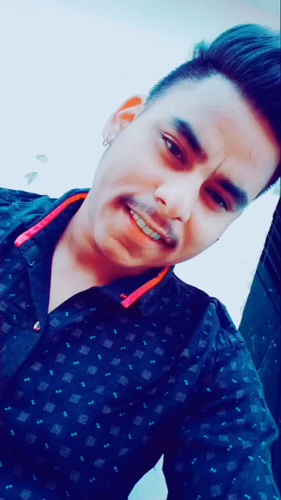 @👿Vicky 🤴Arya👿