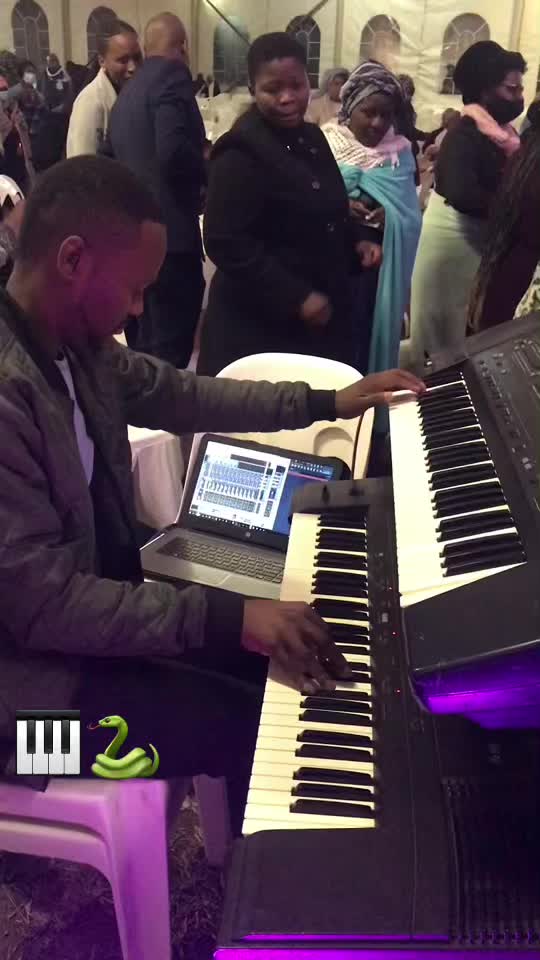 @Nyoka | Entabeni eMsebe