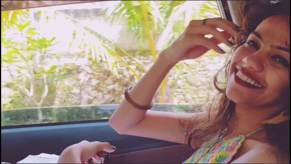 @thecurlygirl