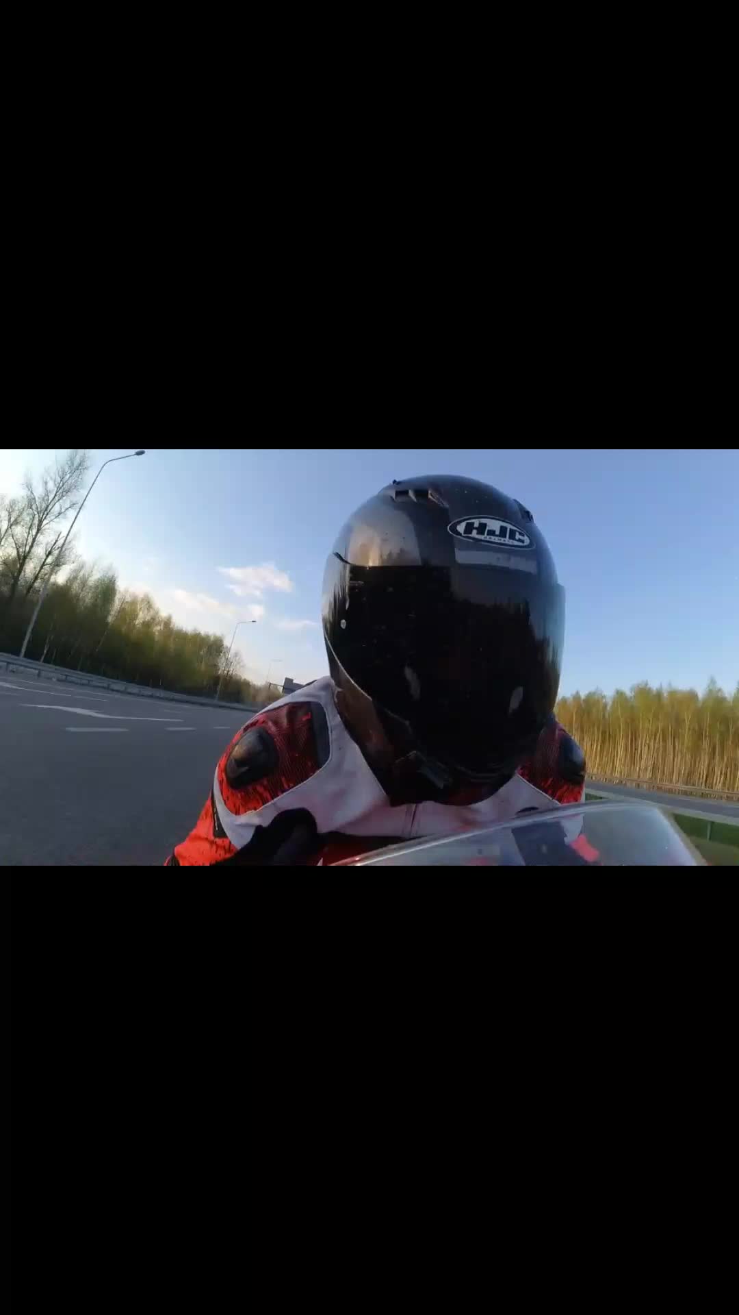 @Radek 🏍️