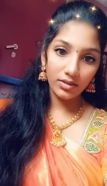 @lahari_palisetty9