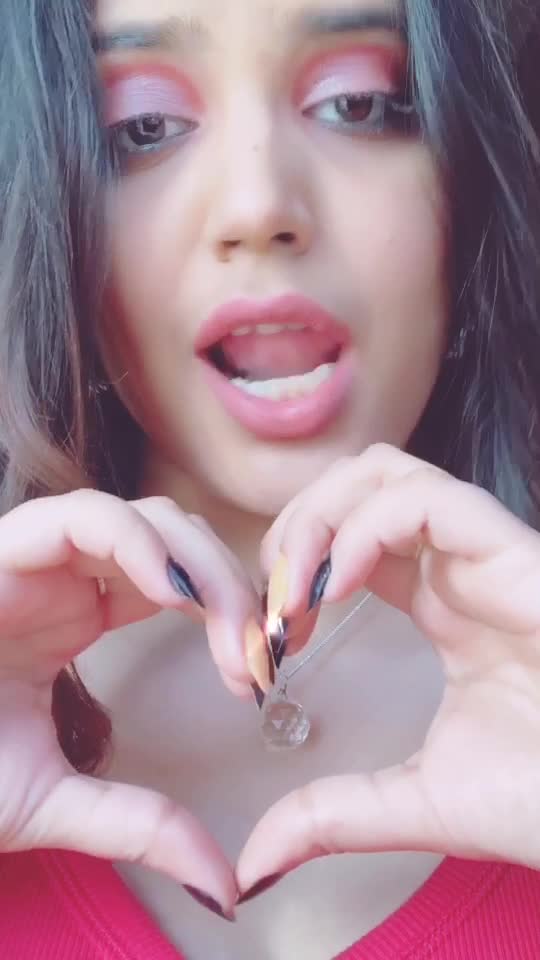 @Candy 🍭