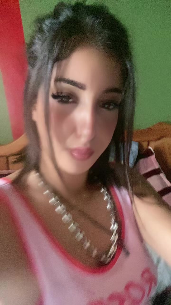 @Ghita El
