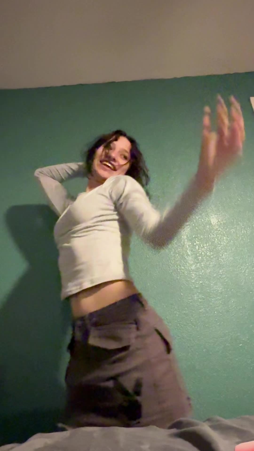 @hippie_bich