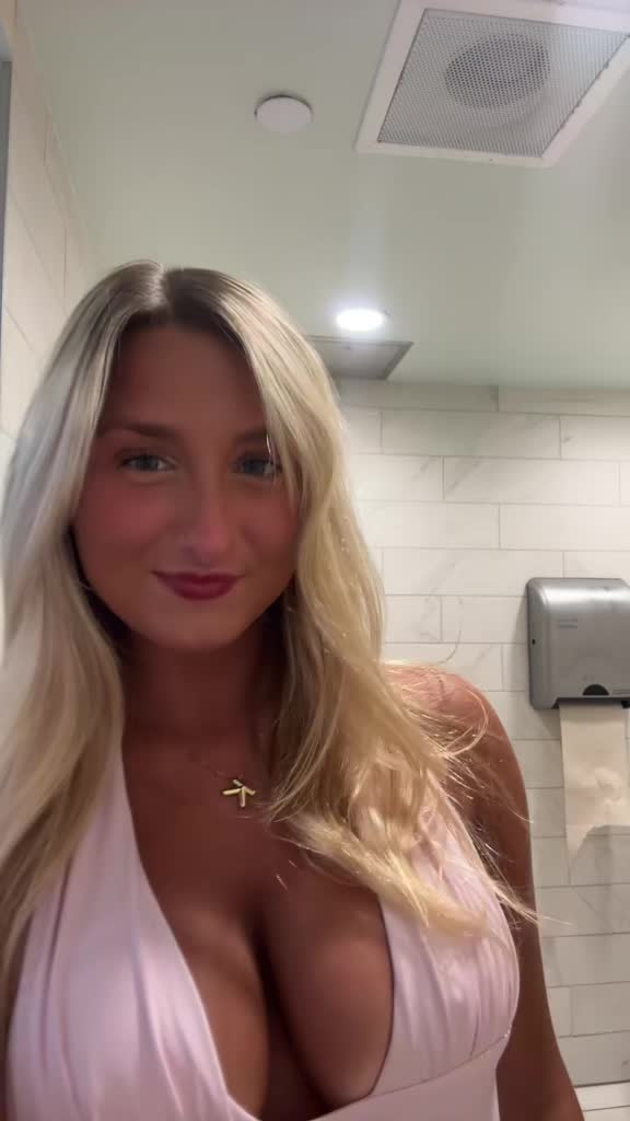 @kaitlyn