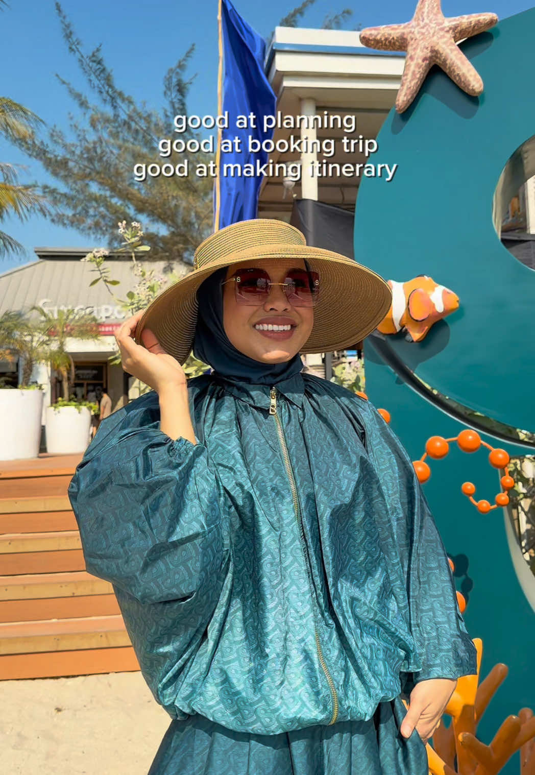 @Buttonscarves
