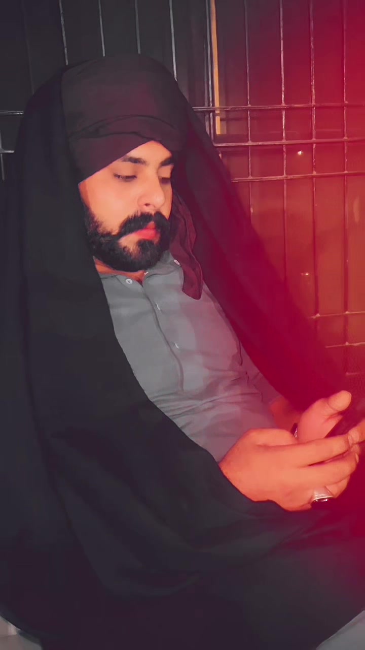 @👑 عَلِیُّ بادشاہ 🚩