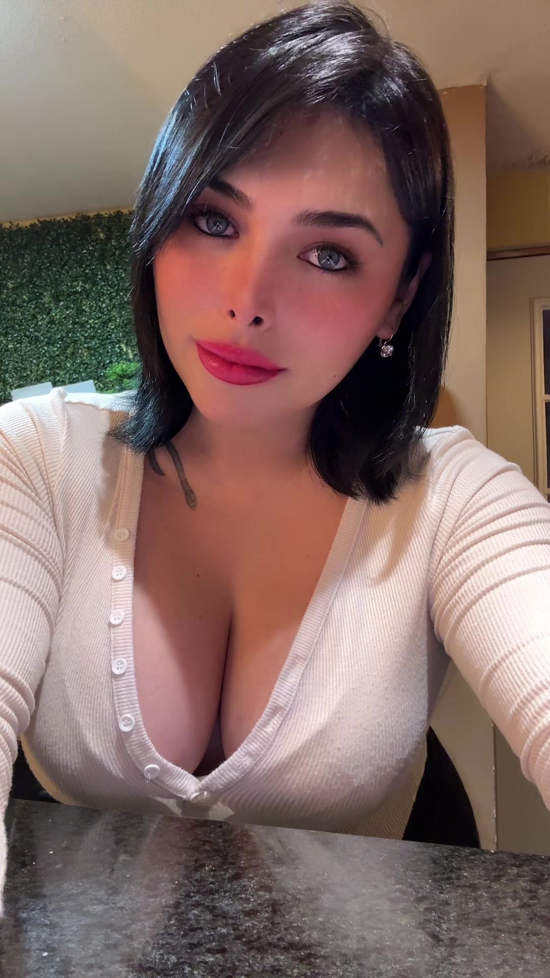 @Carlotta Rey🩵