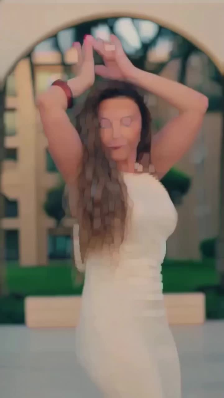 @Myriamfaresspain on instagram