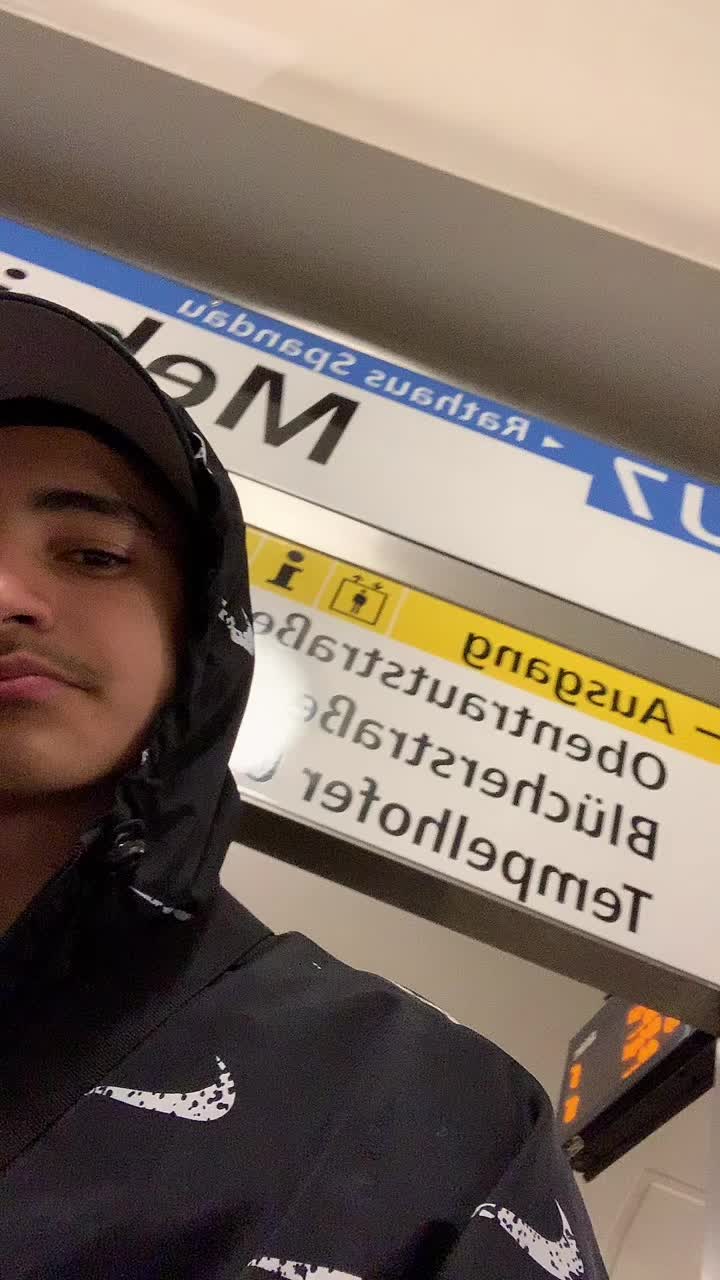 @…