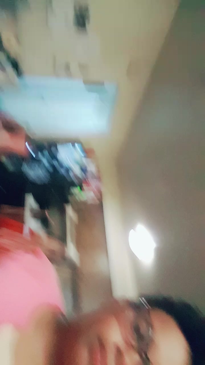 @LizTheFox
