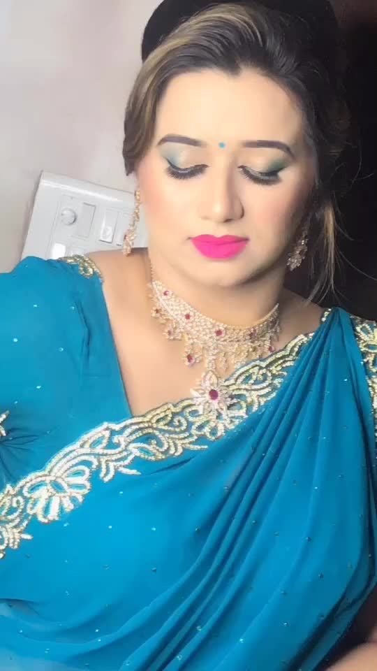 @Alisha Khan