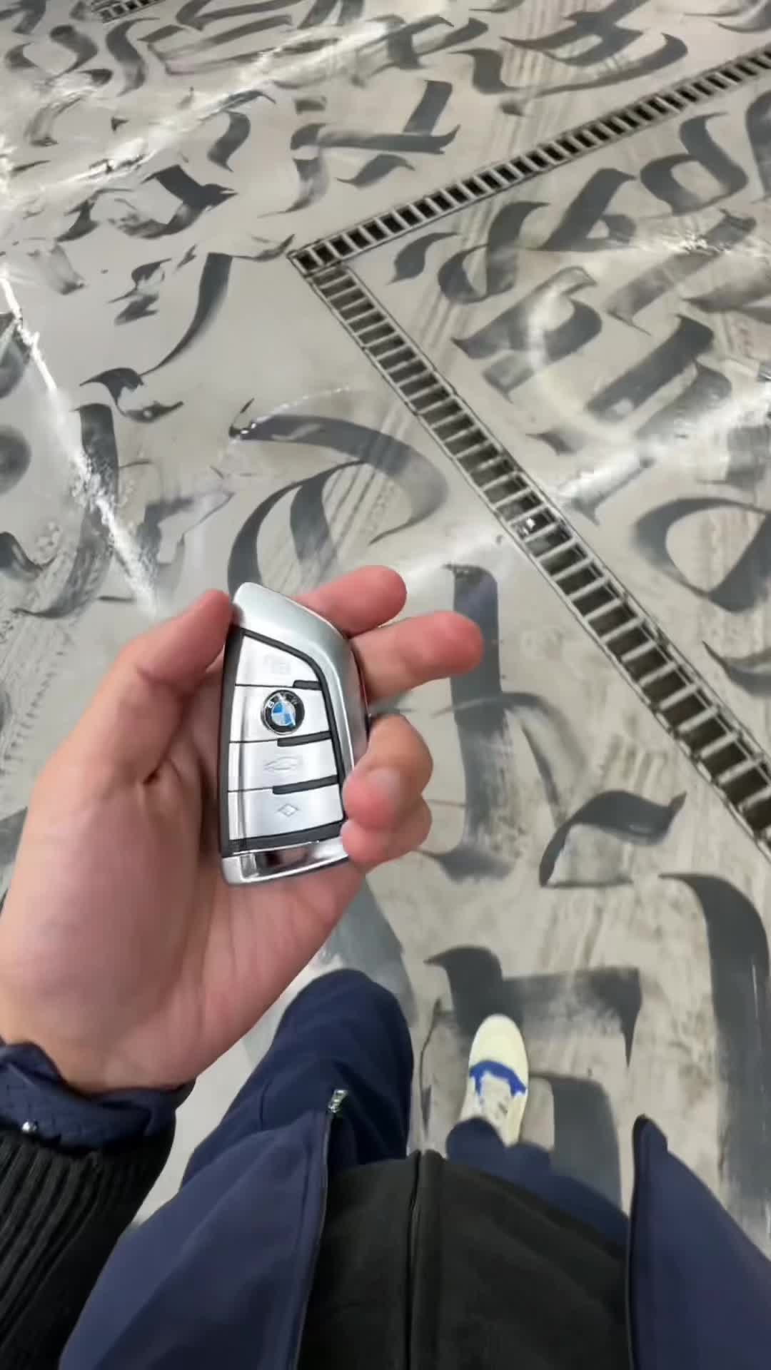 @LUXURYCARSSUZZ