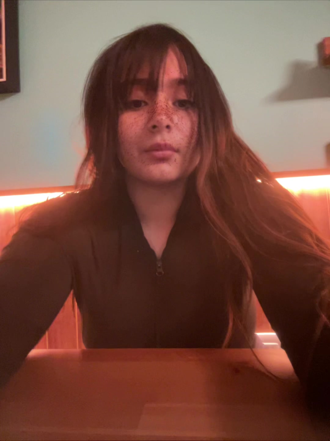 @Whtos.