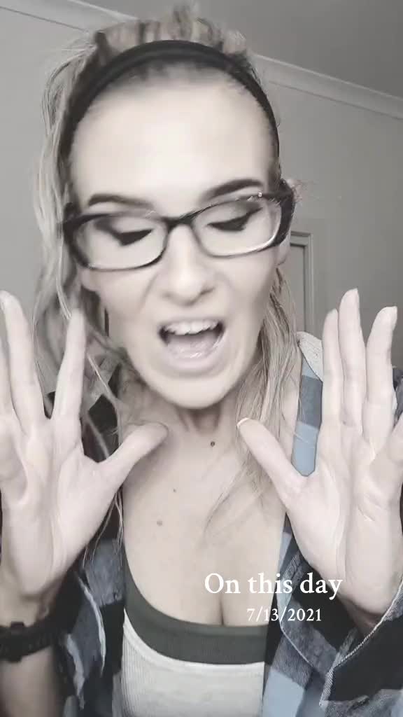 @stephieleesmith