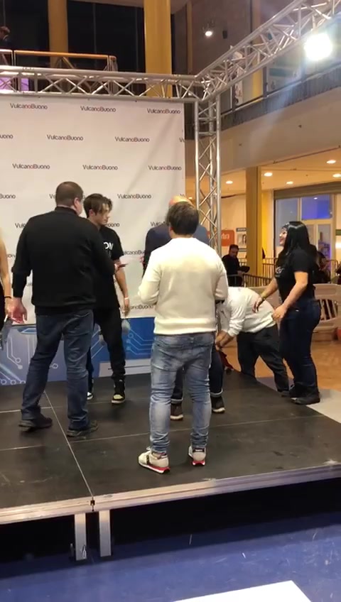 @Oops_Chiara
