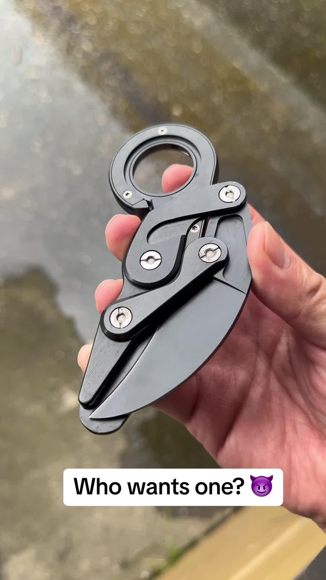 @MEGA.KNIFE