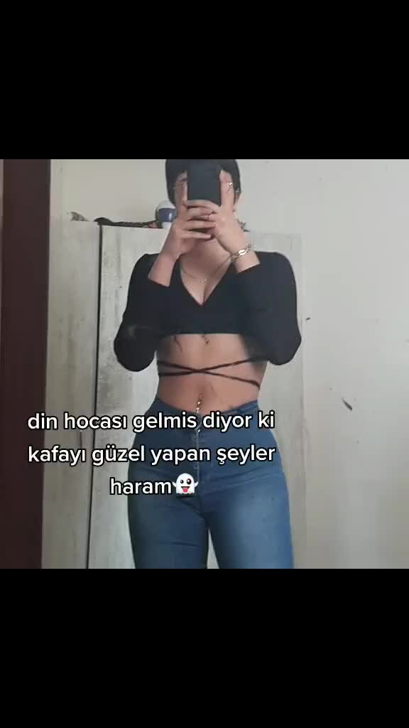 @🦊
