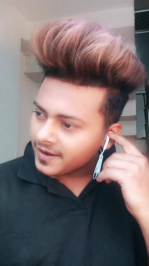 @U D