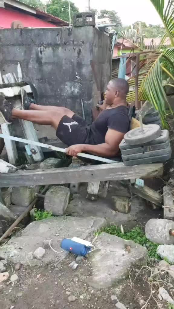 @the punisher 💪🏾💪🏾💪🏾🇻🇨
