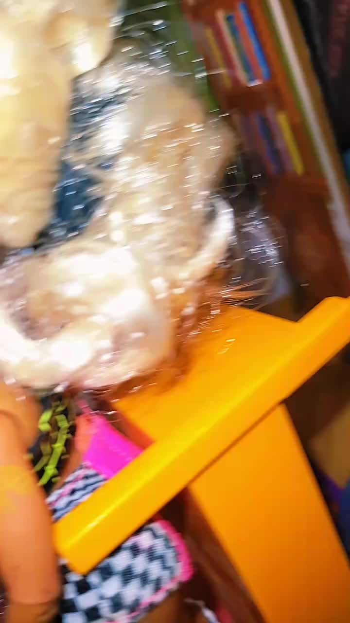 @...