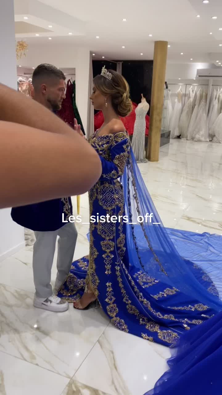 @Les_sisters_off_