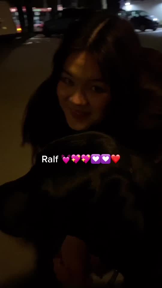 @👩&zwj;🎤👩&zwj;🎤