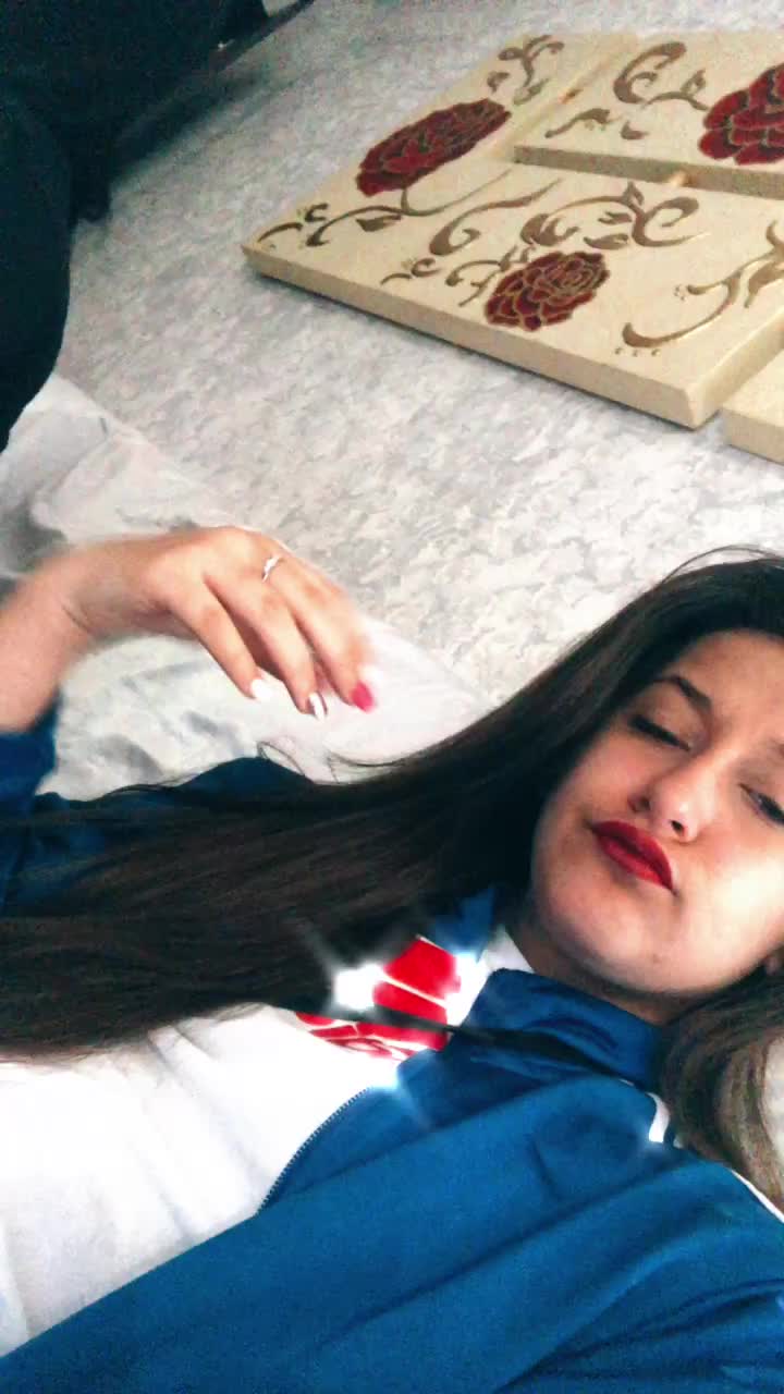 @Angela_⭐️