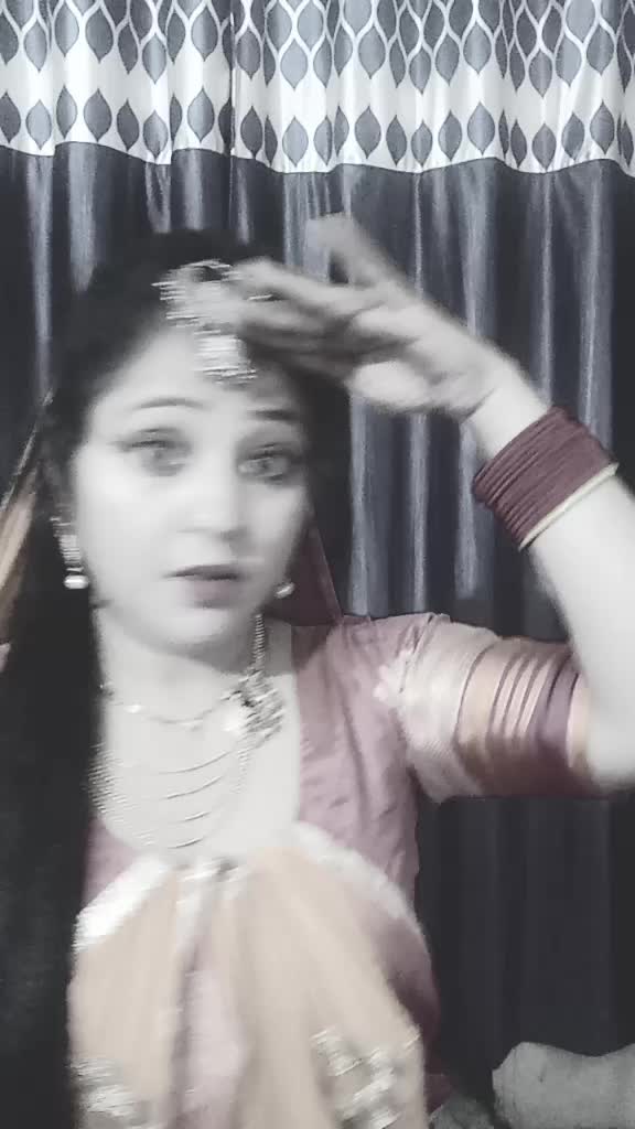 @actingqueen_sonakshi