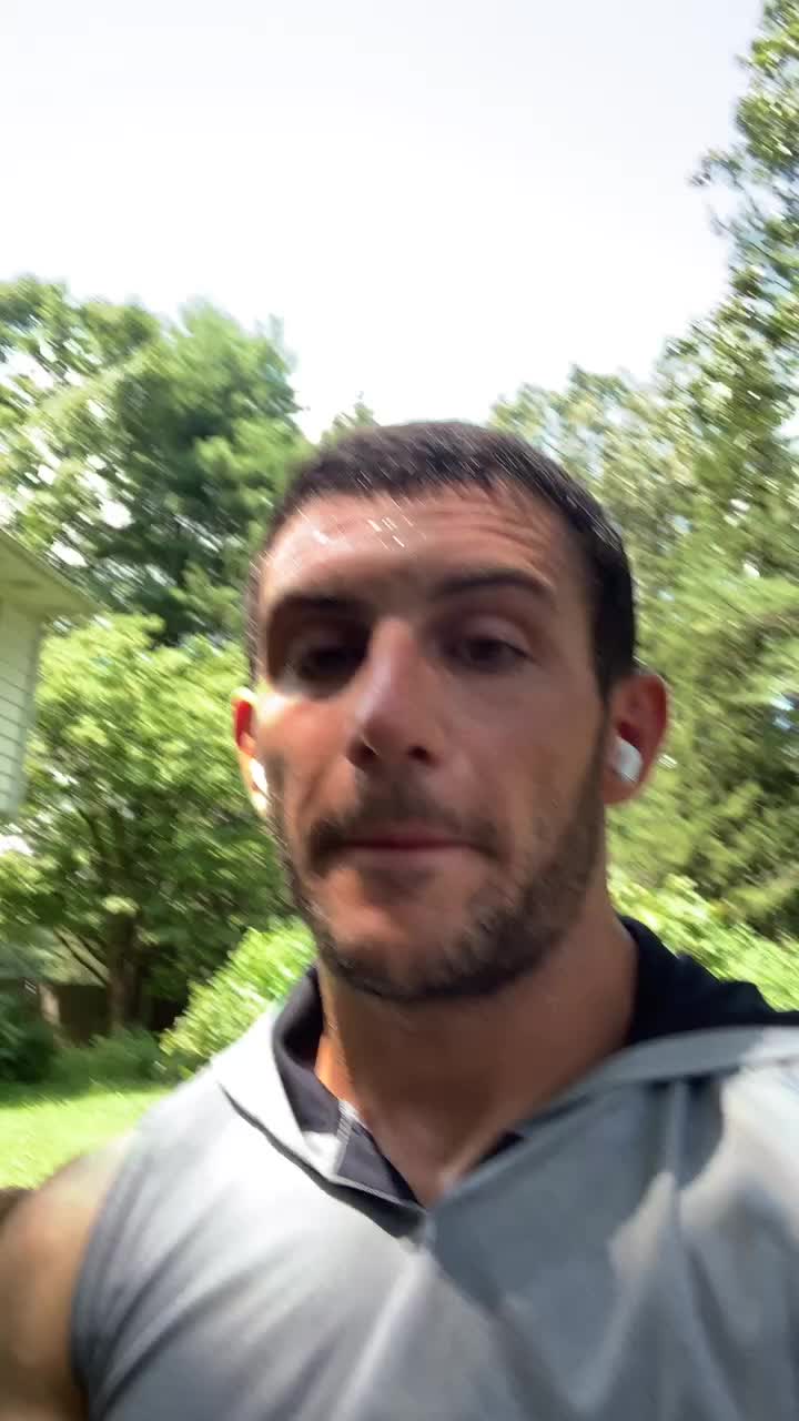 @CDeLucca