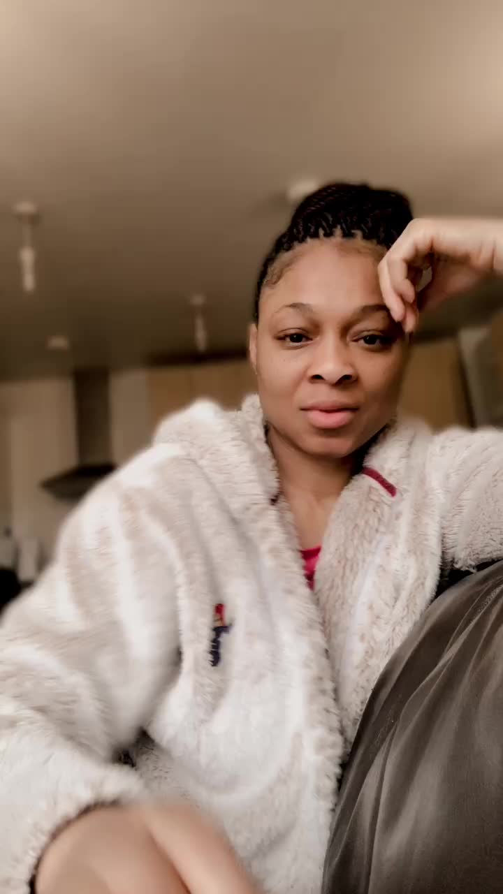@Andrea 🇬🇧🇯🇲