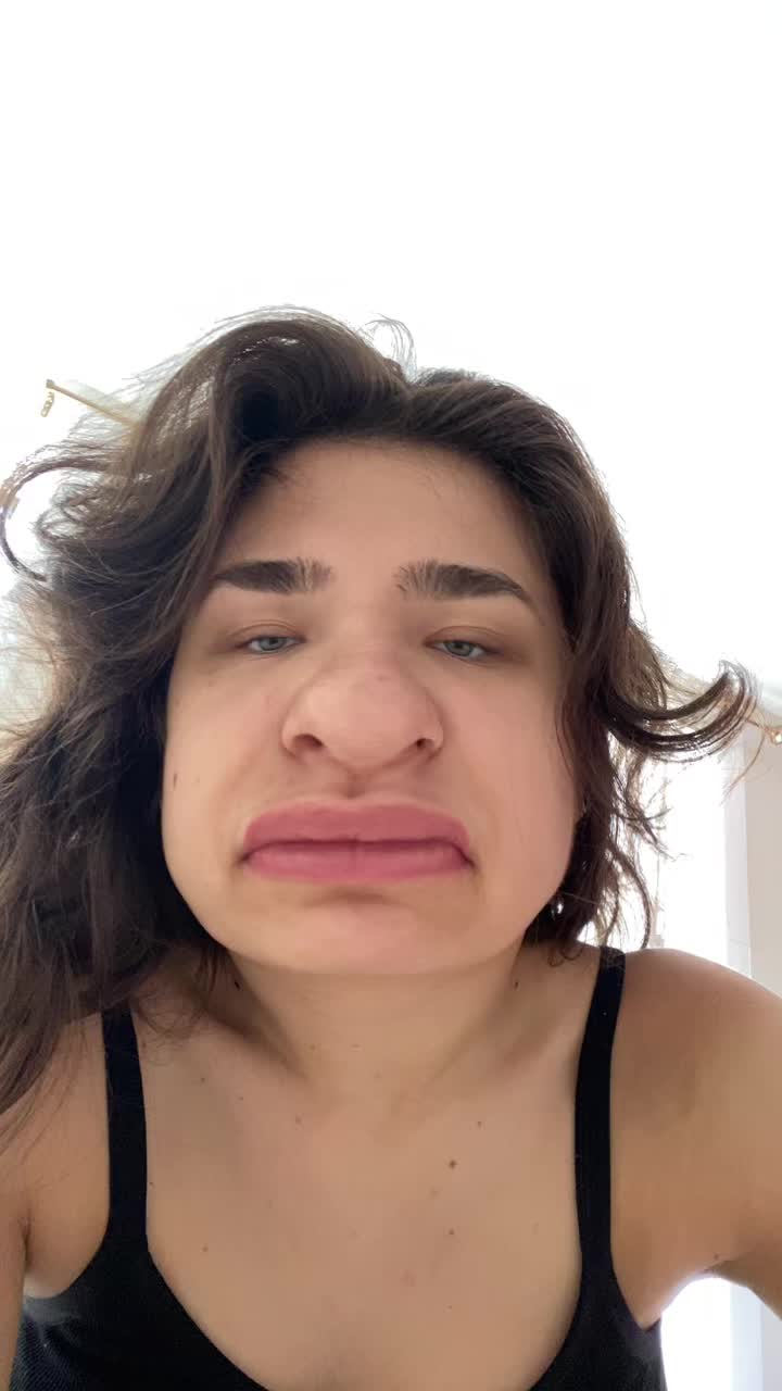 @alex g