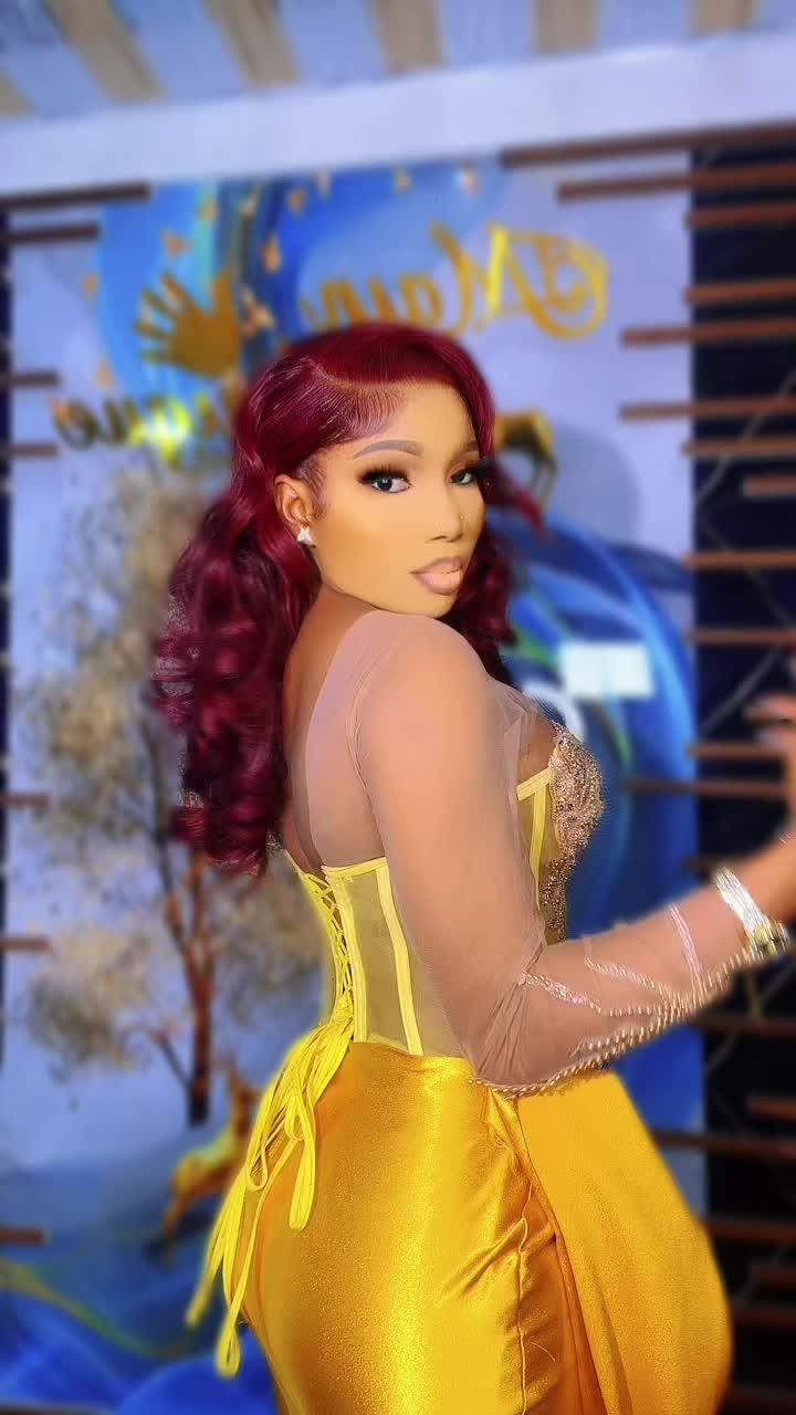 @AMINA ❤️💄🌟