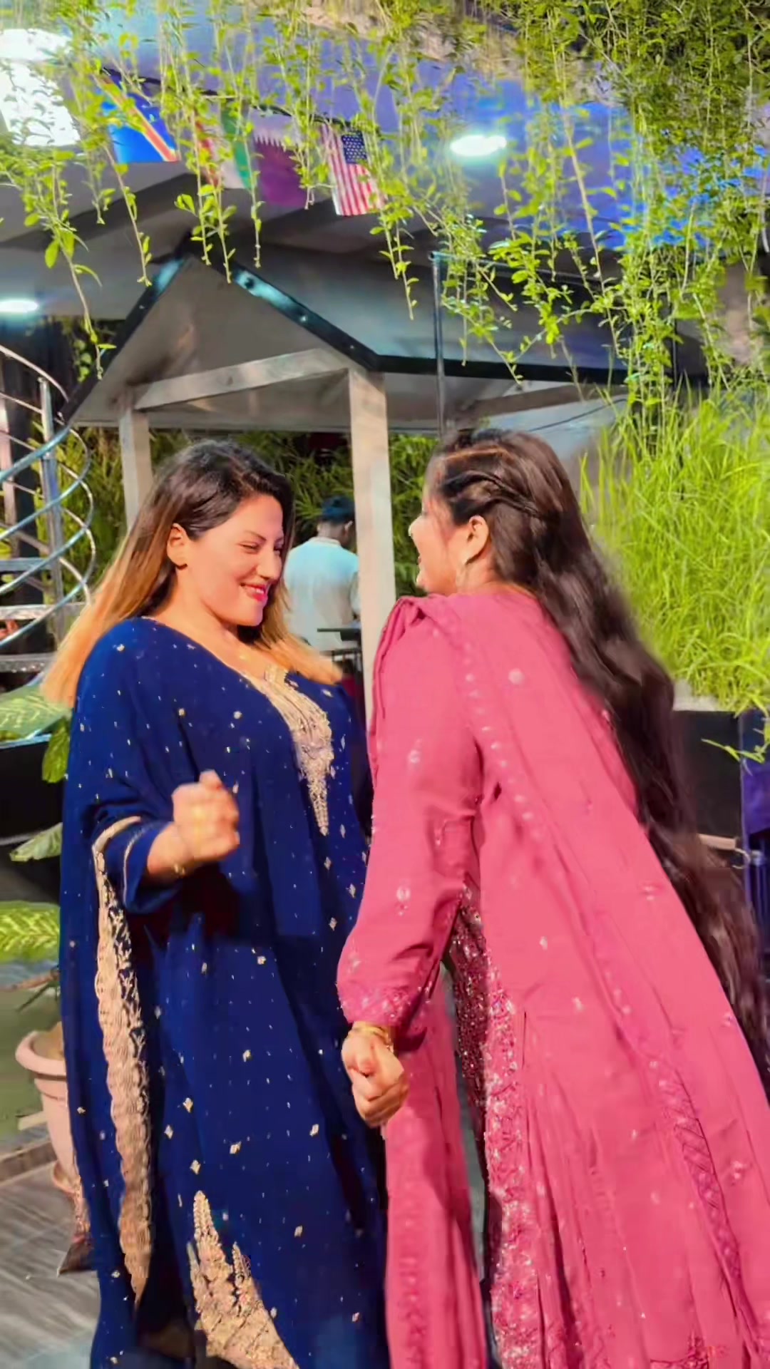 @Shikha_makeover , সানারপাড়